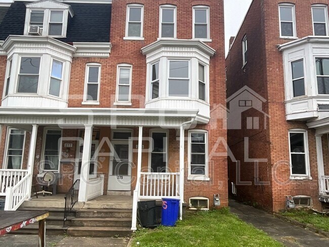 Primary Photo - 275 W Jackson St