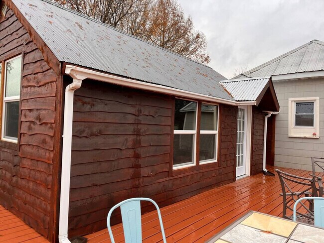 Building Photo - 20200 S Jemerson Creek Rd