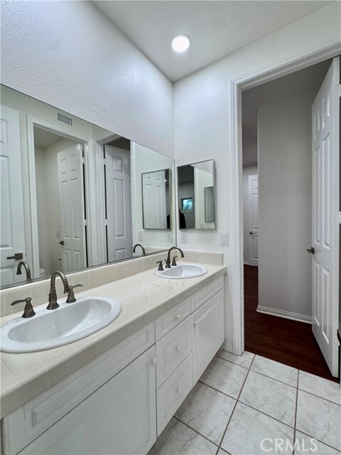 Building Photo - 19032 Avondale Ln