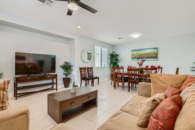 Building Photo - Southwest Home for Rent