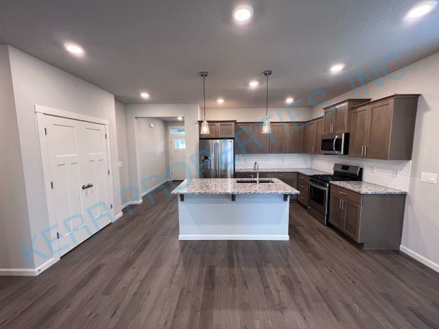 Building Photo - 37343 Sockeye St