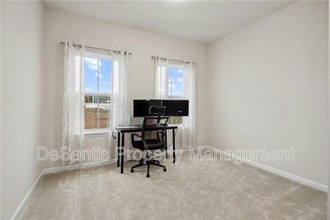 Building Photo - 416 Scharberry Ln
