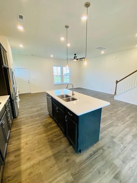 Building Photo - 9241 Harwen Ln