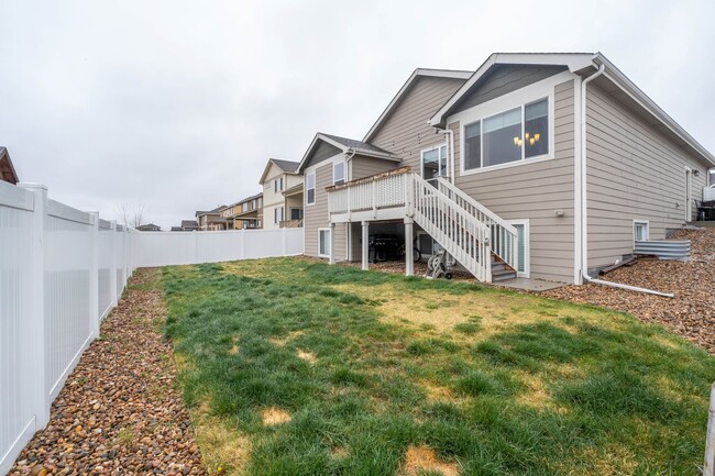 Building Photo - 3 Bed 2 Bath House in Severance - Main Lev...