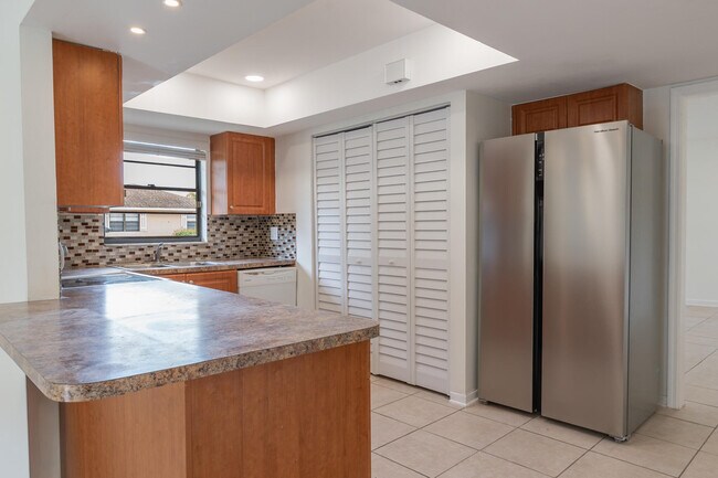 Building Photo - 1253 White Pine Dr