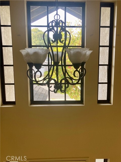 Building Photo - 841 Vista Del Collados