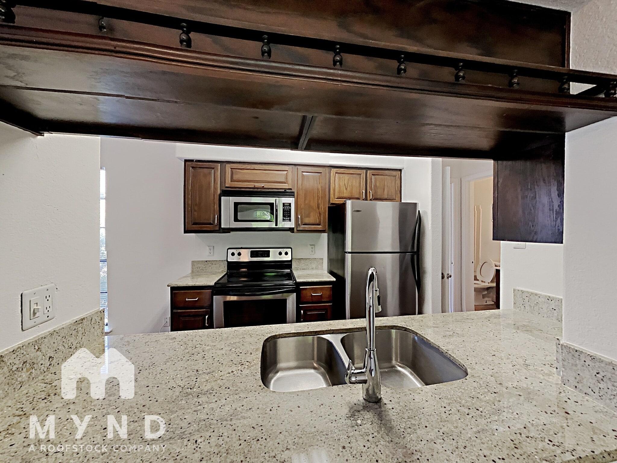 Building Photo - 9747 Whitehurst Dr