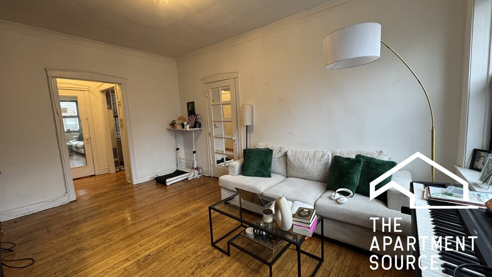 Building Photo - 2929 W McLean Ave