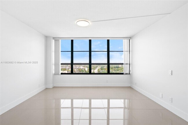 Building Photo - 600 Three Islands Boulevard