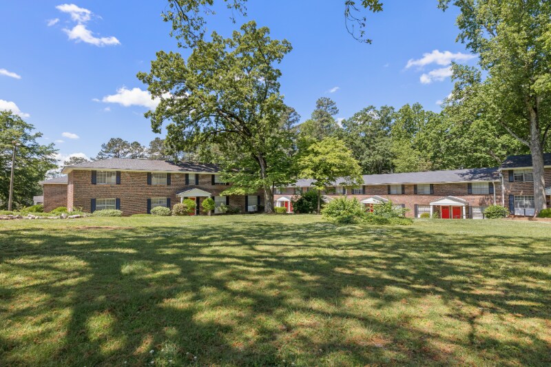 Building Photo - 1380 Church St