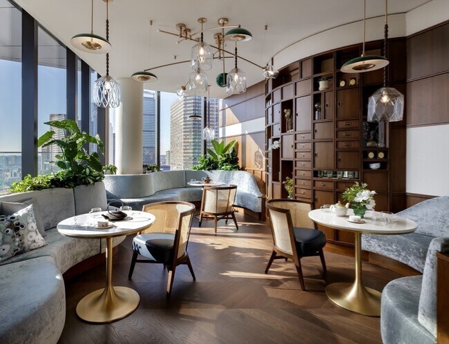 Building Photo - 430 Stuart St