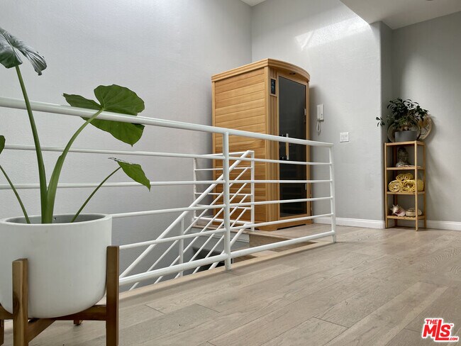 Building Photo - 1823 20th St