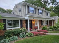 Building Photo - 6951 Lee Crest Dr