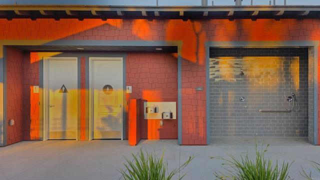 Building Photo - 28604 Via Rueda