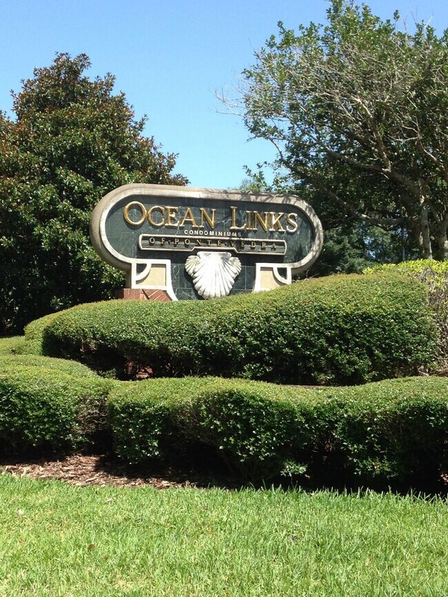Building Photo - Beautiful Ocean Links Condo!