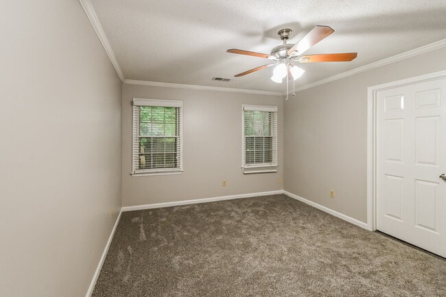 Building Photo - 4030 Birch Glen Dr