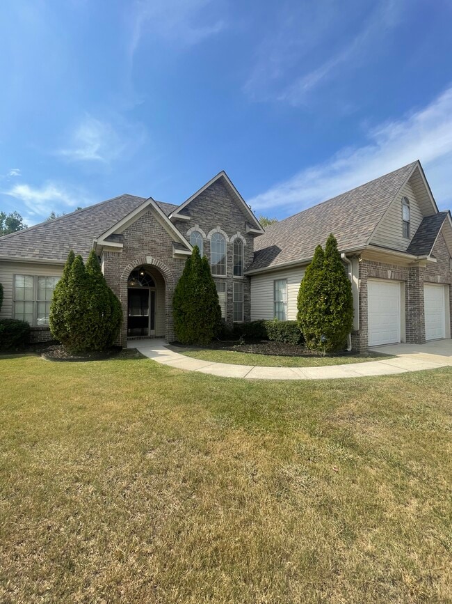 Building Photo - 237 Camden Lake Dr