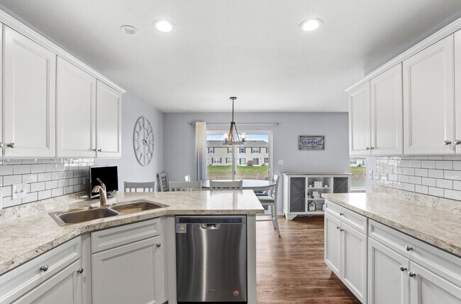 Building Photo - 11151 Vermont Cir