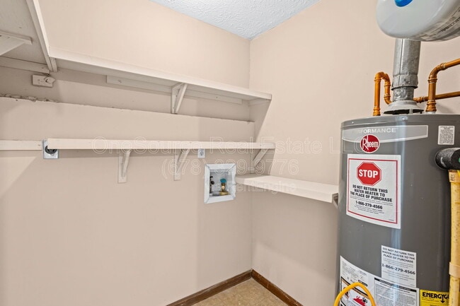 Building Photo - 1321 Timbercrest Dr