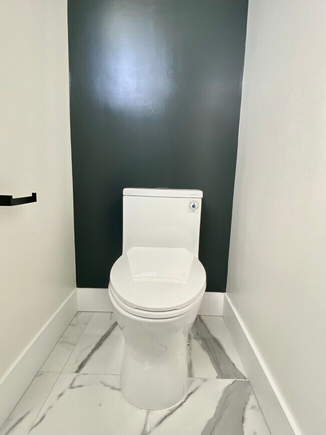 Building Photo - 2251 38th Ave