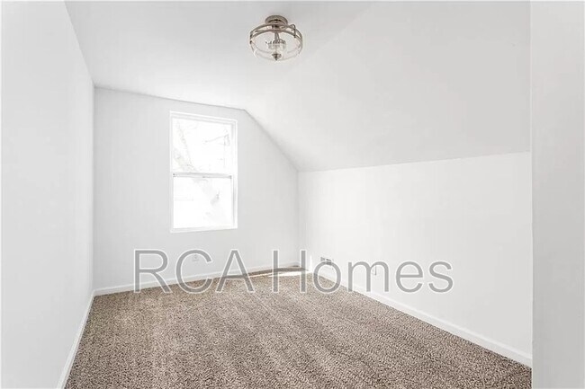 Building Photo - 408 N Dearborn St