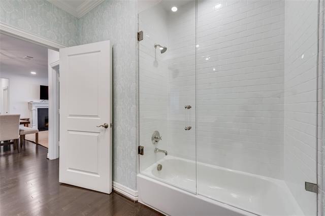 Building Photo - 2500 King Arthur Blvd