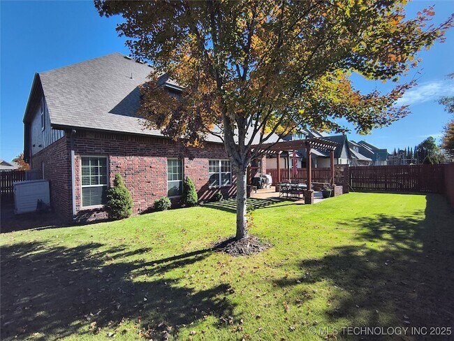 Building Photo - 4724 S 168th E Ave