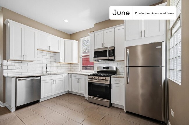 Building Photo - Room in Shared 3 bed/1 bath home