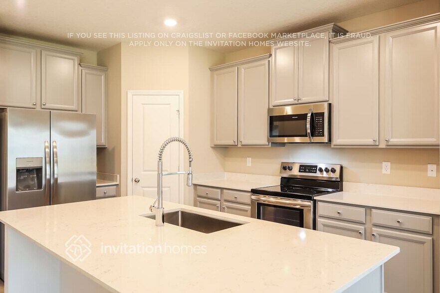 Building Photo - 6743 Falls Chase Ln