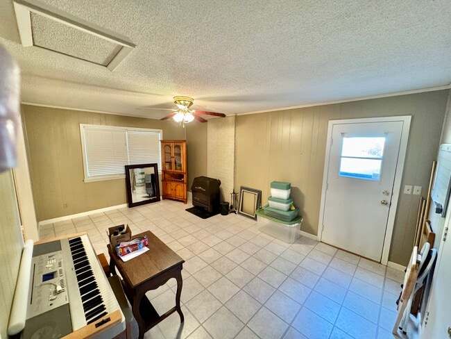 Building Photo - 307 N Union Ave