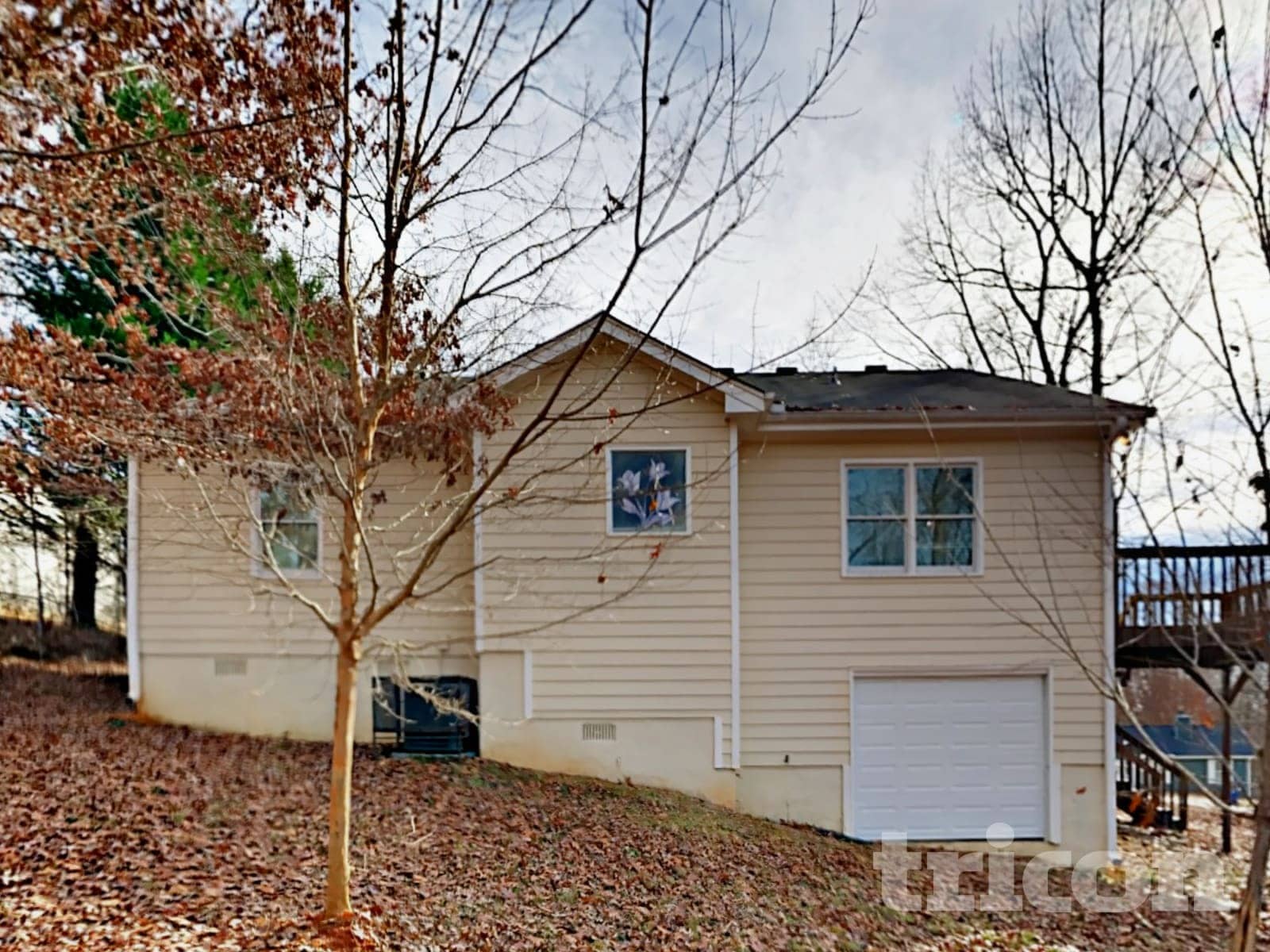 Building Photo - 100 Beaverdam Ct