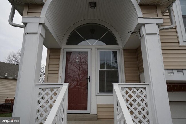 Building Photo - 2000 Harvard Dr