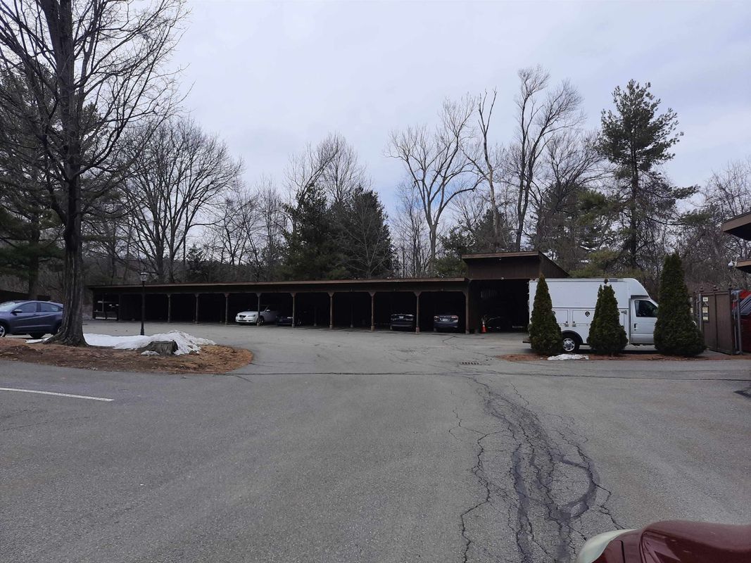 Building Photo - 3-3 Autumn Leaf Dr