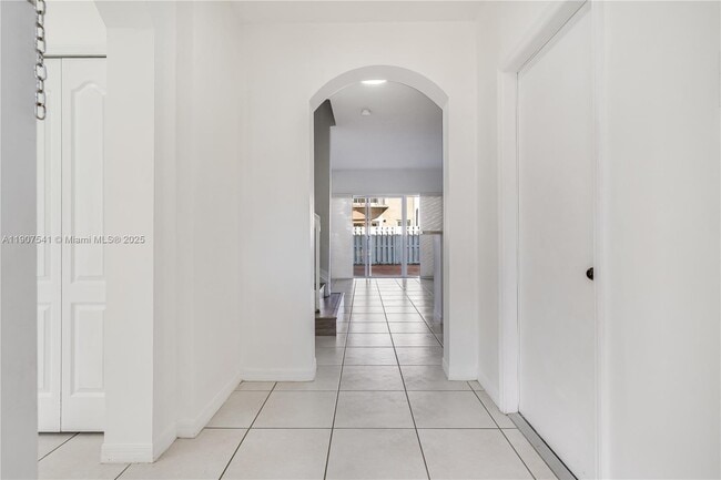 Building Photo - 2889 SW 129th Way