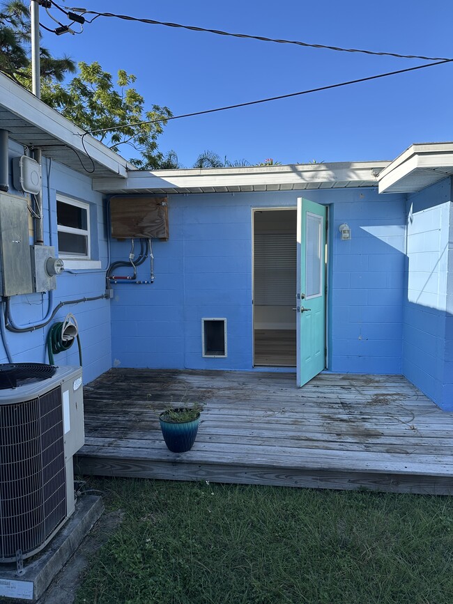 Building Photo - 1814 53rd St S