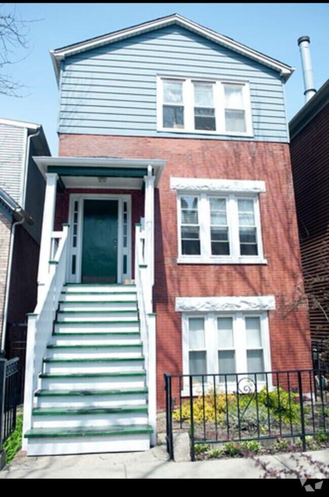 Building Photo - 2316 W Belden Ave