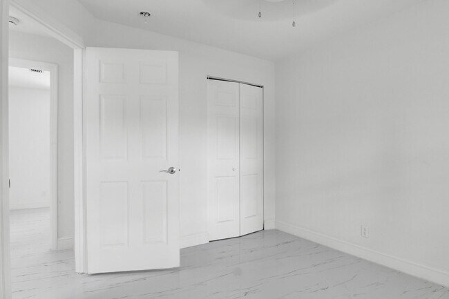 Building Photo - 14817 97th Rd N