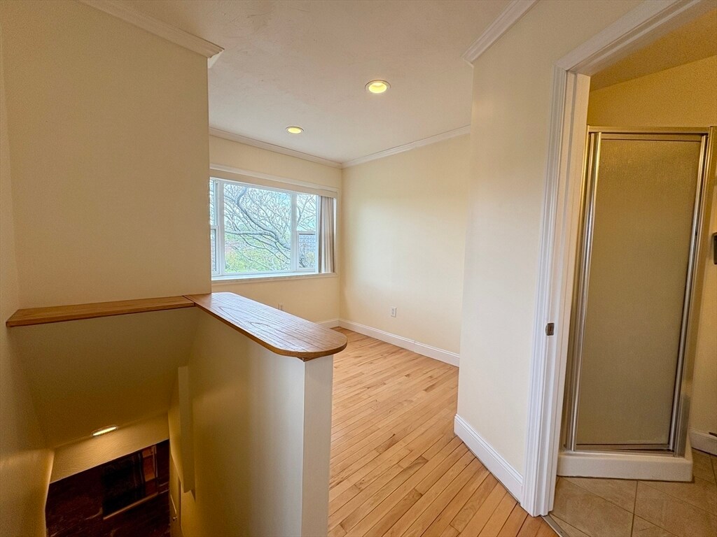 Building Photo - 195 Winthrop Rd