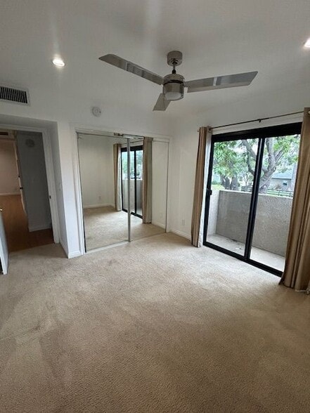 Building Photo - 4000 W Victory Blvd