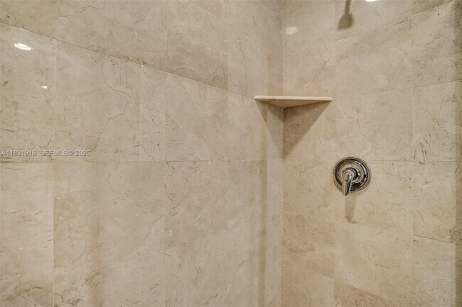 Building Photo - 18101 Collins Ave