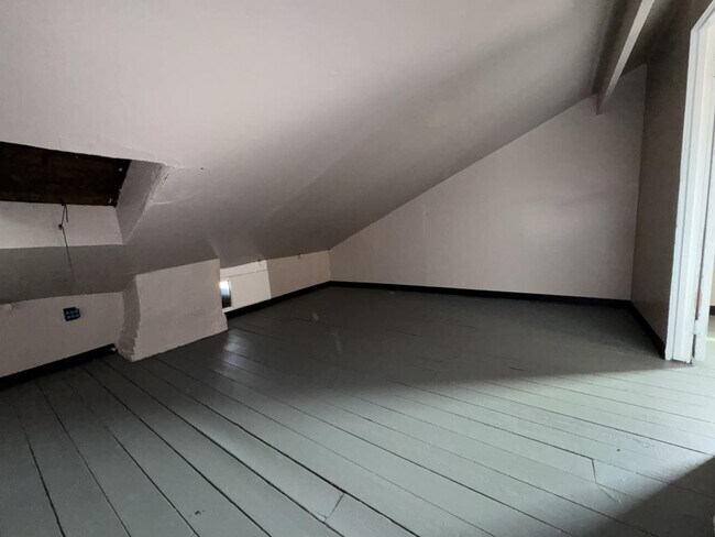 Building Photo - 1014 Considine Ave