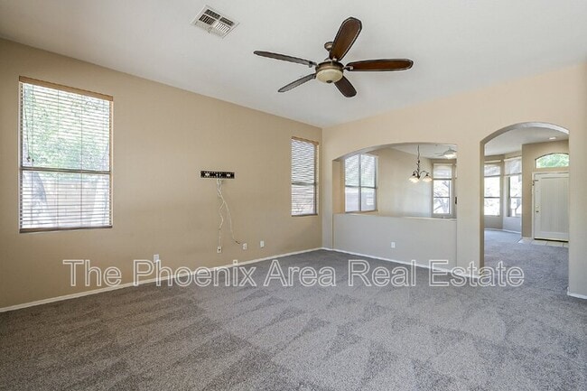 Building Photo - 7237 E Gallego Ln