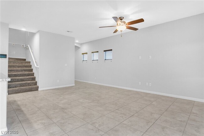 Building Photo - 9404 Sand Tiger Ave