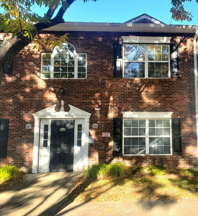 Primary Photo - Coming Soon! Lake-area living, 2 Bedroom Apartment