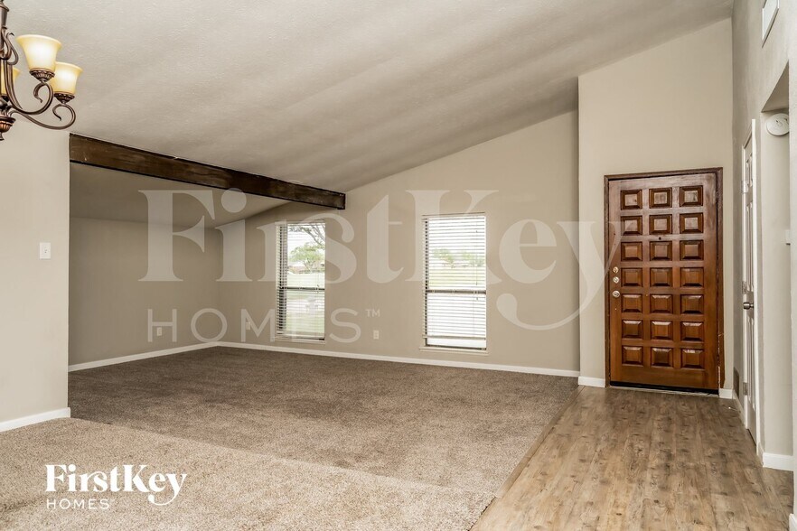 Building Photo - 5276 Sherman Dr