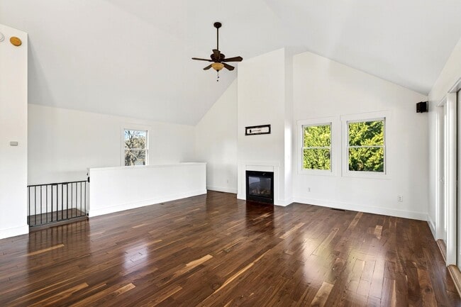 Building Photo - Asheville Rental-Beverly Hills Area