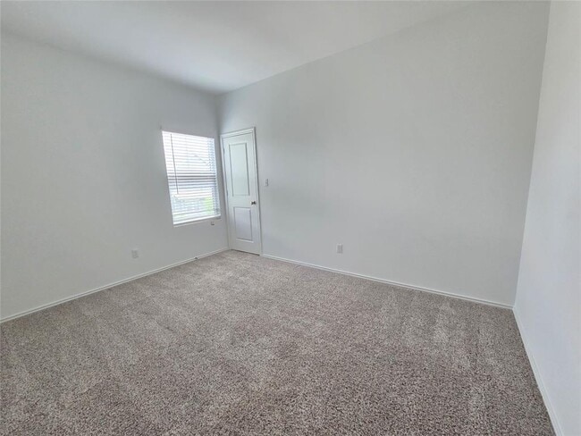 Building Photo - 1329 Weatherford Ln