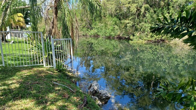 Building Photo - 2015 N 31st Ave