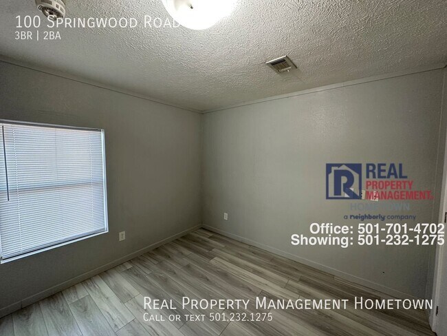 Building Photo - 100 Springwood Rd