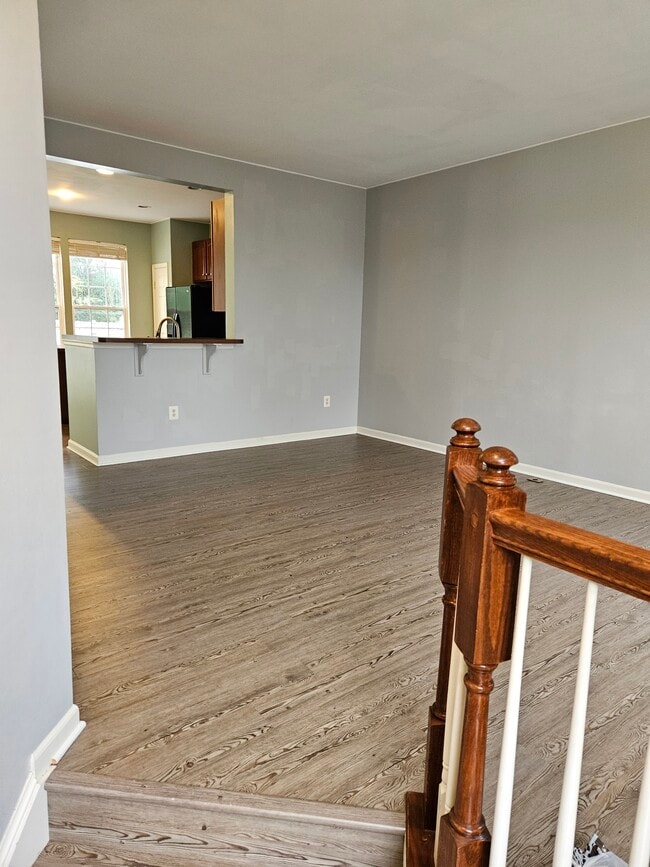 Building Photo - 77 Riparian Ln